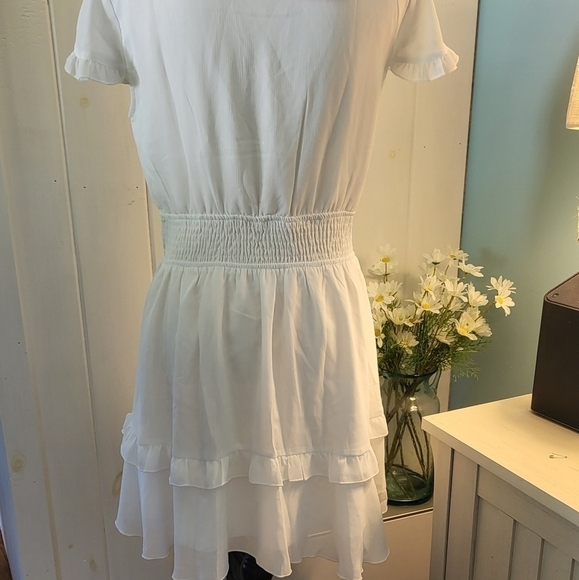 Pretty Garden Front Tie Smocked Chiffon Layered Skater Dress - Picture 8 of 15